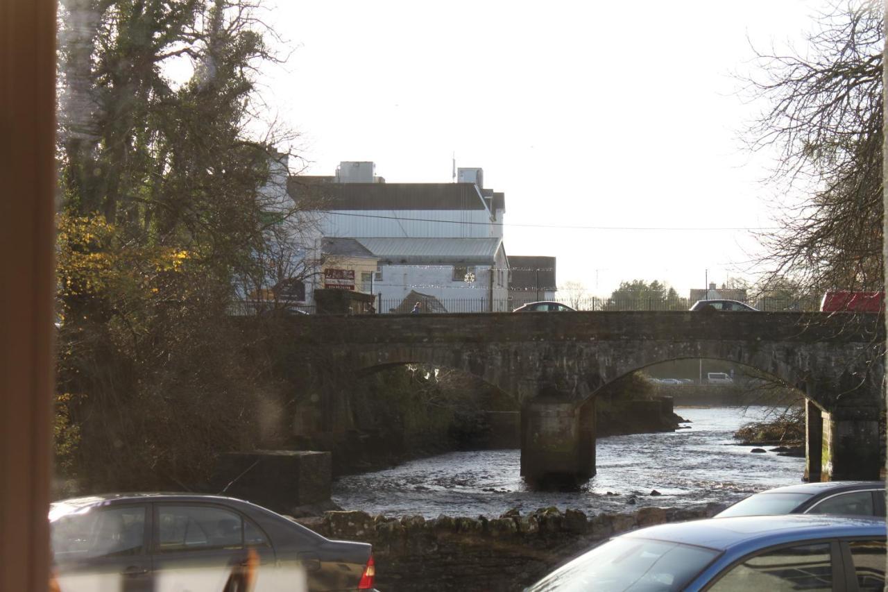 The Bridges Bed And Breakfast Donegal Town Exterior photo